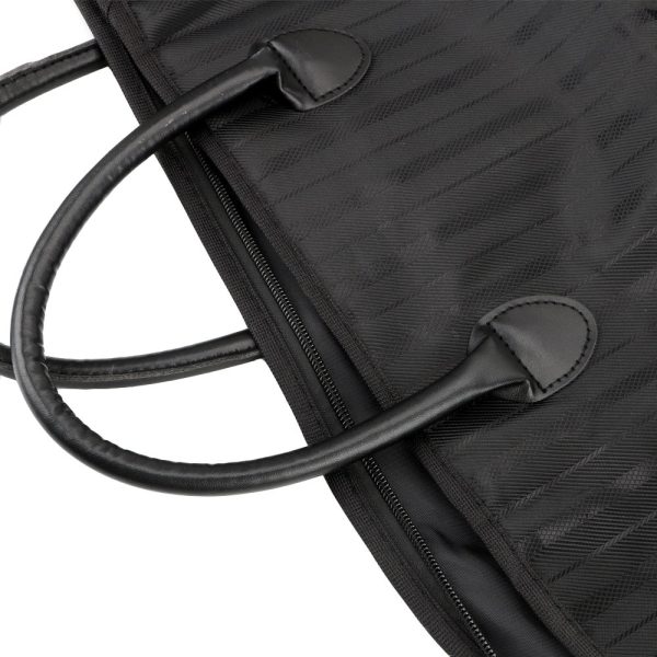 Torba "Niceyard" jednostavnog je dizajna sa posebno izrađenim detaljima na sebi kako bi Vam davala eleganciju i stil u svakom trenutku.