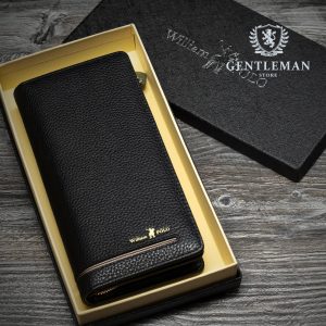 Osim što su praktične, funkcionalne i prefinjenog dizajna muške torbice "William Polo" su savršene za elegantne kombinacije.