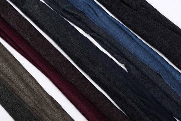 E06 | Elegantna ešarpa gentleman