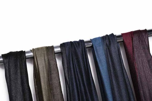 E06 | Elegantna ešarpa gentleman