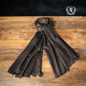 E07 |  Elegantan šal - ešarpa Gentleman