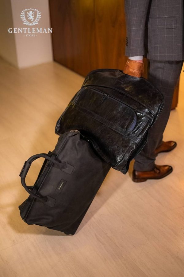 T002 | kožna torba za odelo Tony Bellucci