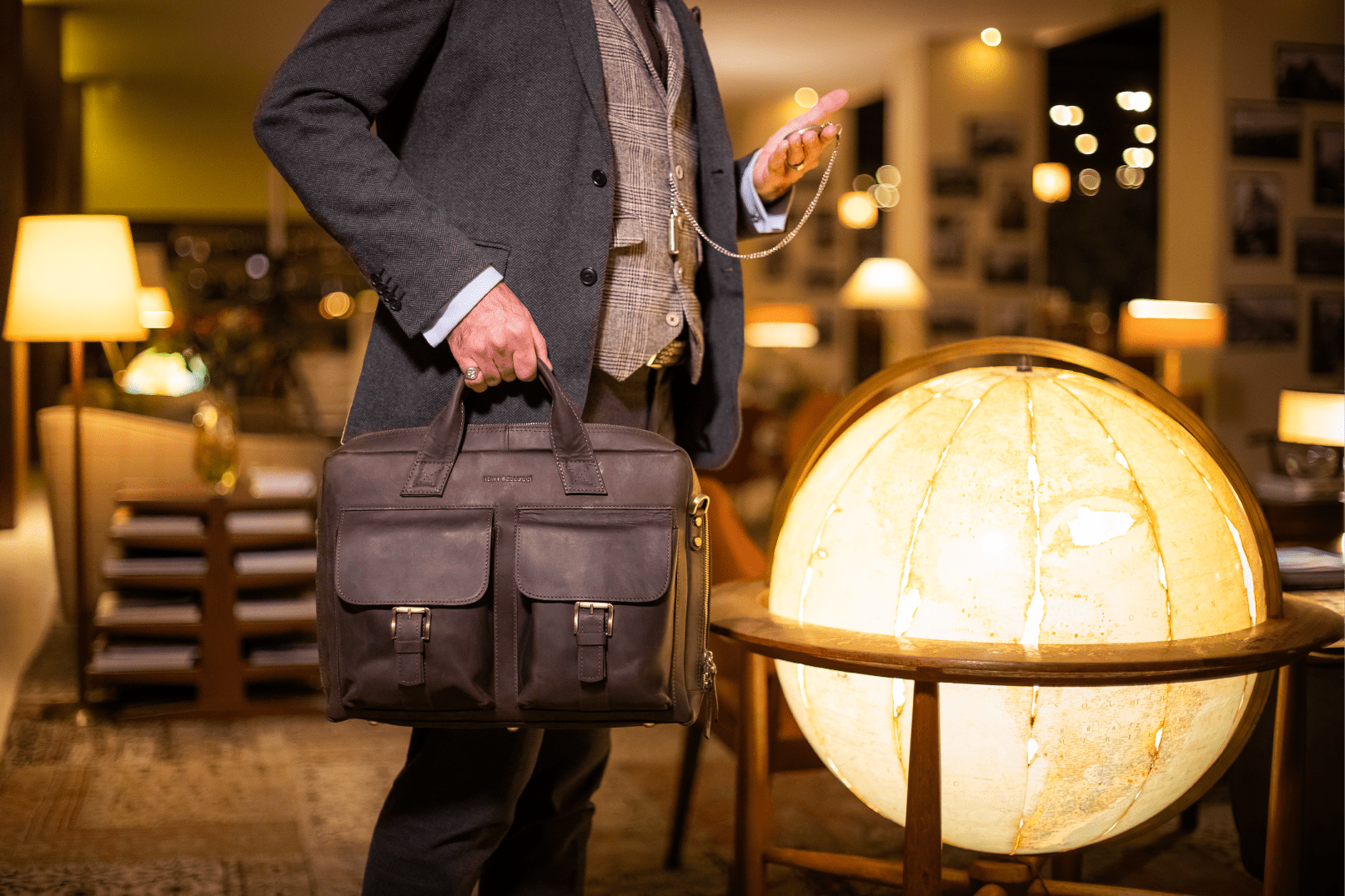 Gentleman Store nudi kompletan asortiman muškog aksesoara koji se može prilagoditi svim muškarcima, bez obzira na godine, zanimanje ili interesovanje.